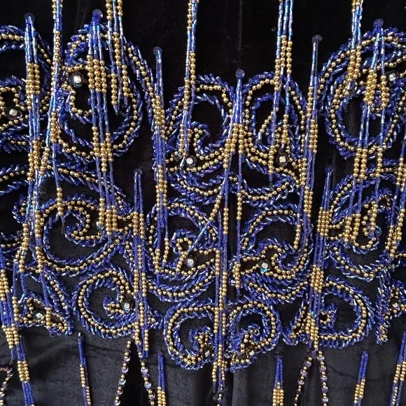 VINTAGE VELVET EGYPTIAN BEADED DRESS - Picture 5 of 13